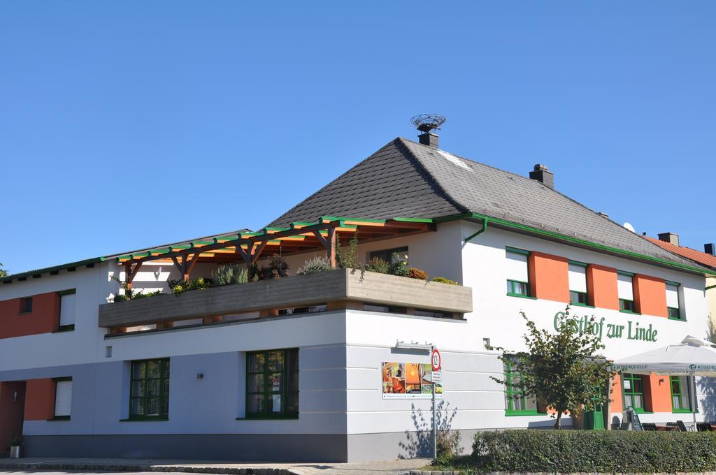 Gasthof Zur Linde Hotel Sankt Andra am Zicksee Bagian luar foto